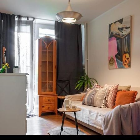 Spacious Retro Flat Close To National Stadium Warszawa Zewnętrze zdjęcie